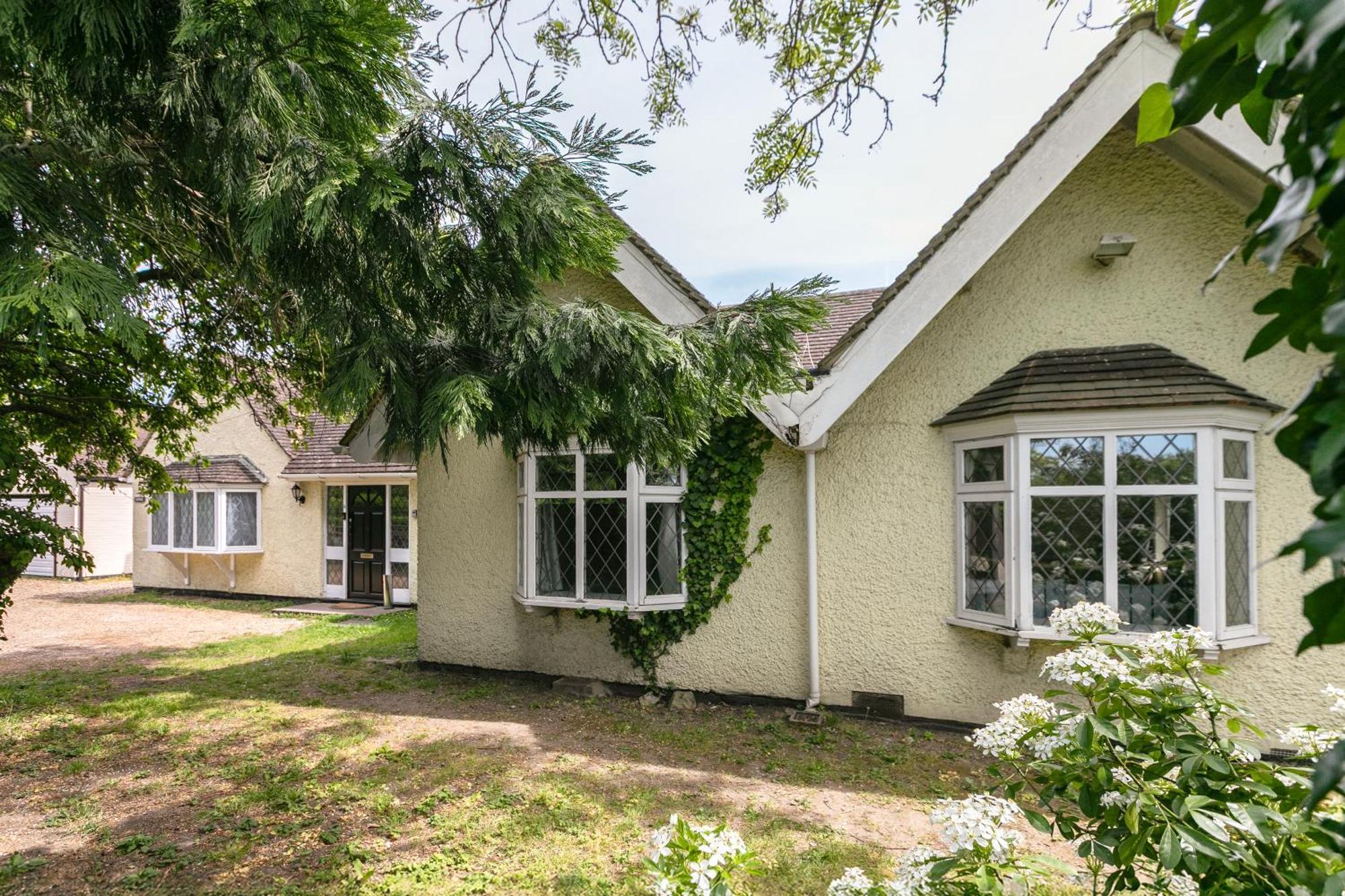 Rural Lodge Stay In Windsor! Hot Tub! Sleeps 20 Bray Exterior photo