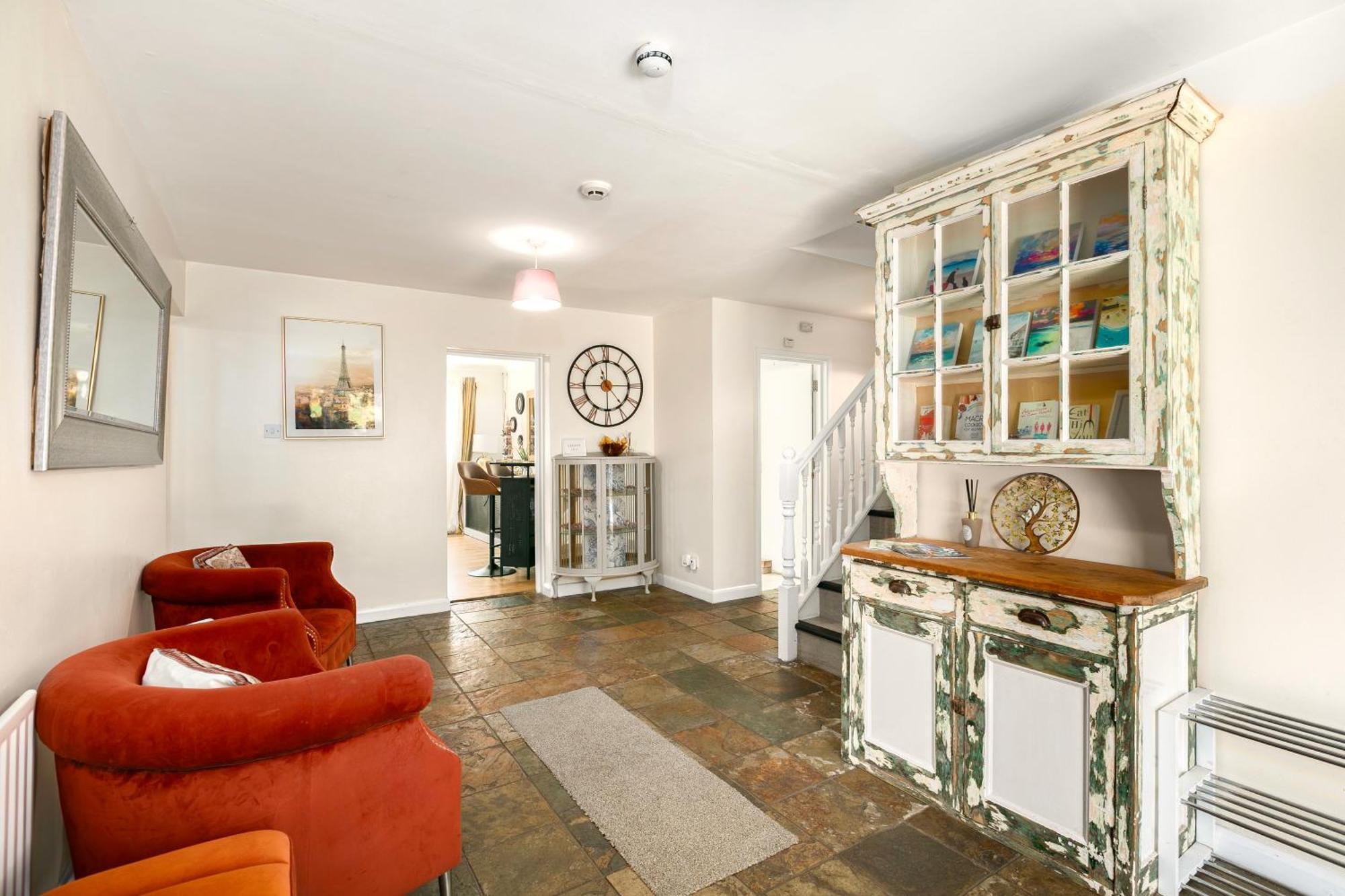 Rural Lodge Stay In Windsor! Hot Tub! Sleeps 20 Bray Exterior photo