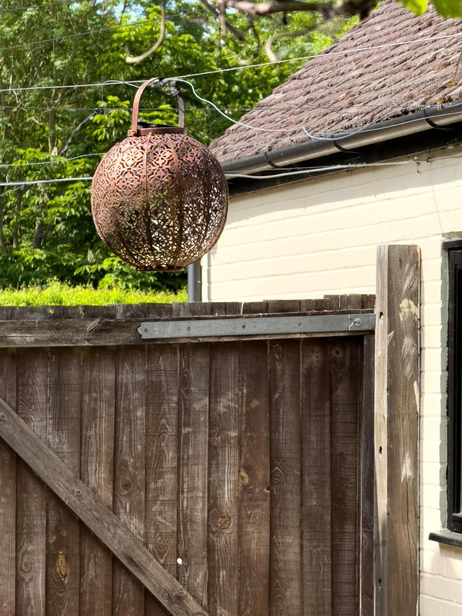 Rural Lodge Stay In Windsor! Hot Tub! Sleeps 20 Bray Exterior photo